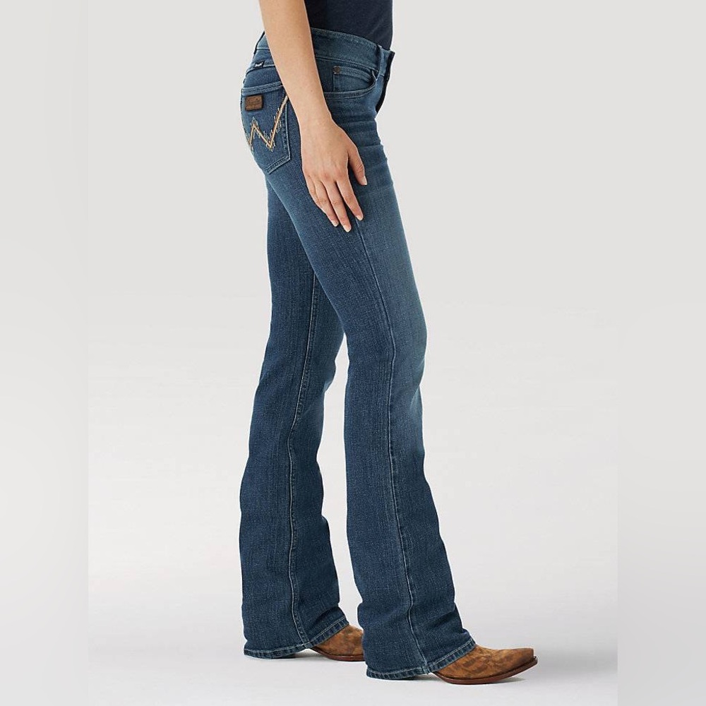 WRANGLER – Women’s RETRO® MAE MID RISE BOOT CUT JEANS ( Ruth ) NWOT